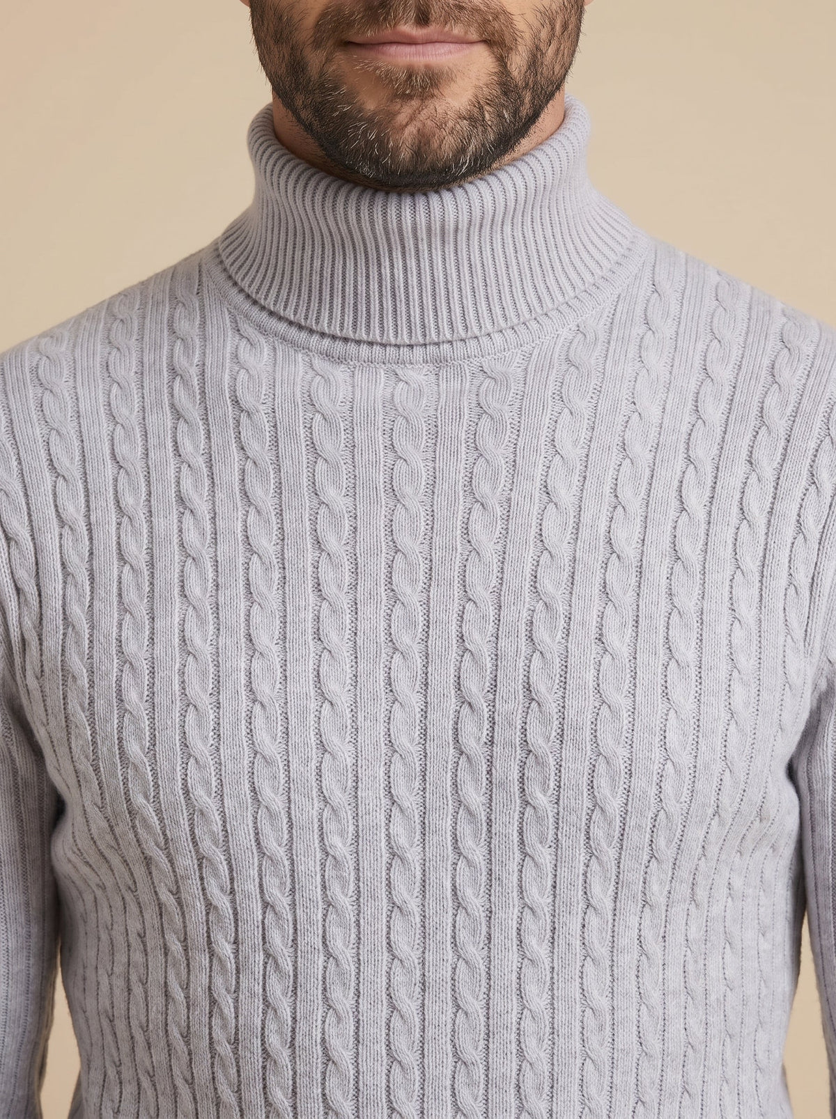 Franco | Jersey Trenzado de Cuello Alto